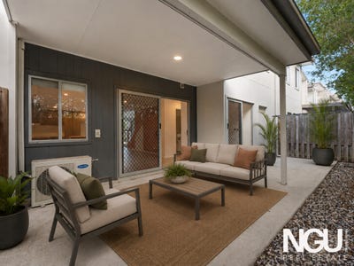 /international/au/33-70-willow-road-redbank-plains-qld-151617572/