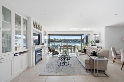 /international/au/22-cambridge-road-drummoyne-nsw-151161292/