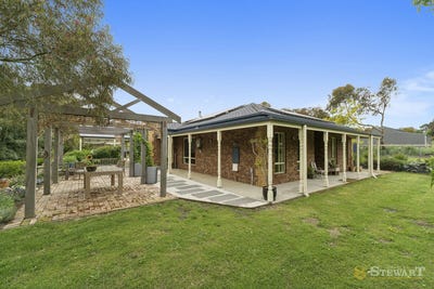 /international/au/44-roseneath-road-warncoort-vic-152467128/