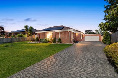 /international/au/8-wadham-court-endeavour-hills-vic-152606564/