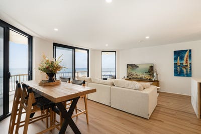 /international/au/38-3576-main-beach-parade-main-beach-qld-151450204/
