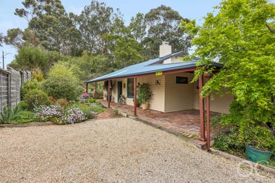 /international/au/146-bradbury-road-mylor-sa-152561592/