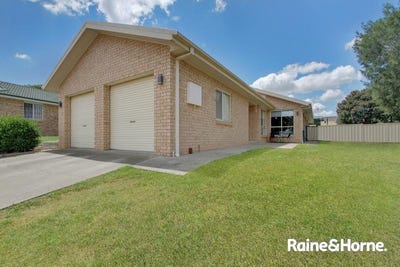 /international/au/26-endeavour-avenue-goulburn-nsw-152670808/