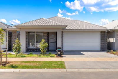/international/au/16-turnberry-crescent-mount-barker-sa-151387644/