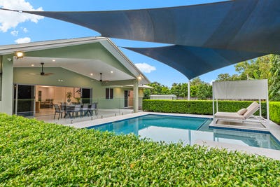 /international/au/15-evergreen-street-clifton-beach-qld-151105016/