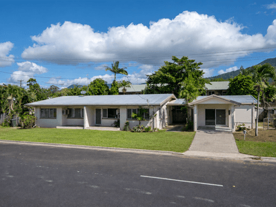 /international/au/1-olive-street-manoora-qld-151654880/