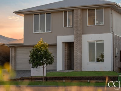 /international/au/33-davis-way-walloon-qld-151398408/