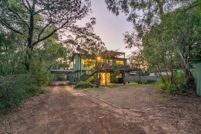 /international/au/39-turner-street-dunsborough-wa-151146196/