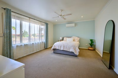 /international/au/1-hannemann-drive-whyalla-jenkins-sa-148505340/?lang=en