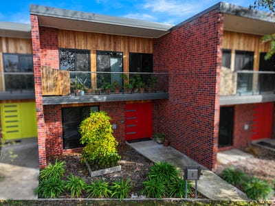 /international/au/4-70-salisbury-street-benalla-vic-151327852/