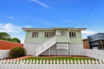/international/au/32-mabel-street-atherton-qld-152477996/