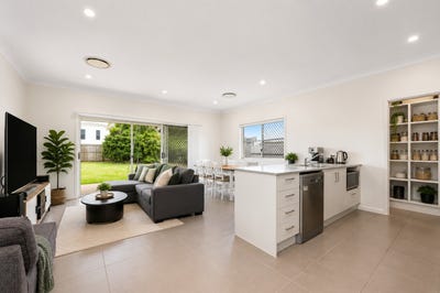 /international/au/62-robinson-street-moorooka-qld-151322664/