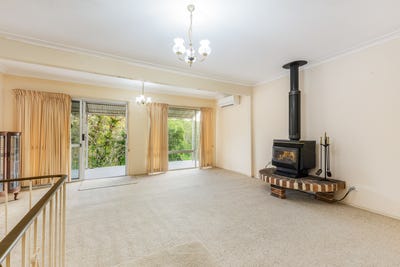 /international/au/8-gore-avenue-kirrawee-nsw-151339664/