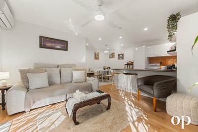 /international/au/10-16-telopea-street-labrador-qld-151579740/