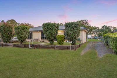 /international/au/5-stapylton-street-warrill-view-qld-151435404/