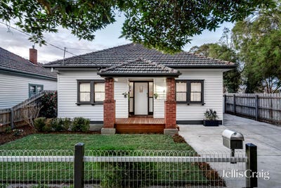 /international/au/4-mckeon-avenue-pascoe-vale-south-vic-148686336/?lang=it