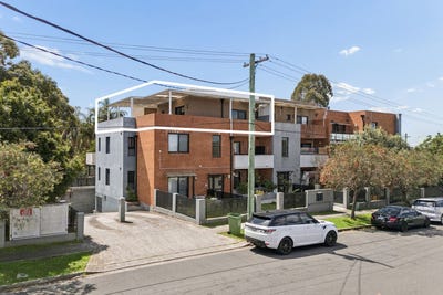 /international/au/18-574-woodville-road-guildford-nsw-152645628/