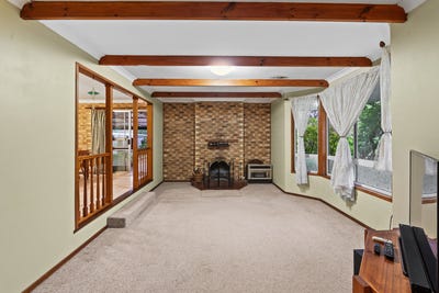 /international/au/8-kuhls-road-highfields-qld-151064984/