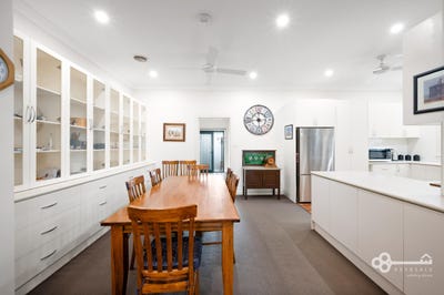 /international/au/33-jubilee-highway-west-mount-gambier-sa-151279560/