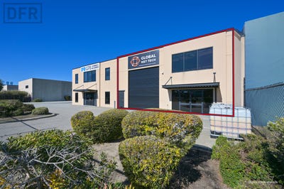 /international/au/1-12-helmshore-way-port-kennedy-wa-505169812/
