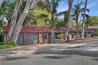 /international/au/19-carnarvon-avenue-redwood-park-sa-152402580/