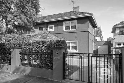 /international/au/35-poolman-street-port-melbourne-vic-151175316/