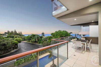/international/au/2-25-park-crescent-sunshine-beach-qld-151032912/