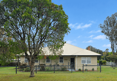 /international/au/14-emu-creek-road-crows-nest-qld-152726948/