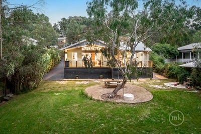 /international/au/10-haleys-gully-road-hurstbridge-vic-151573752/