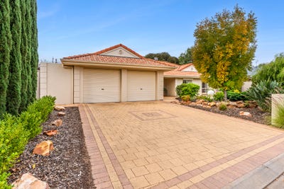 /international/au/6-cocos-place-renmark-sa-151014556/