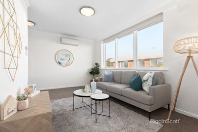 /international/au/9-6-adam-street-richmond-vic-148490856/