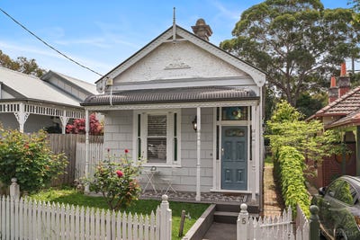 /international/au/5-warburton-road-camberwell-vic-152657108/