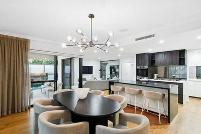 /international/au/140c-south-terrace-south-perth-wa-151231800/
