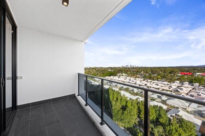 /international/au/5911-5-harbour-side-court-biggera-waters-qld-151549872/