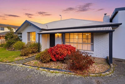 /international/au/5-glover-avenue-blackstone-heights-tas-151107228/