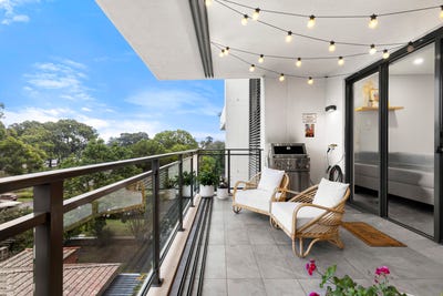 /international/au/403-22-pinnacle-street-miranda-nsw-151260008/