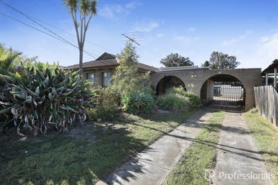/international/au/6-dalton-drive-melton-south-vic-151194604/