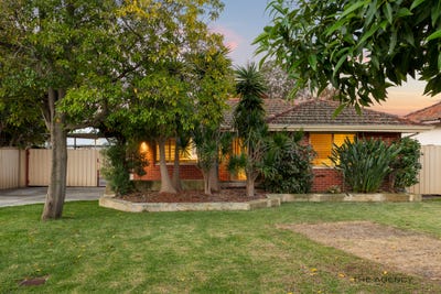 /international/au/3-comino-street-cloverdale-wa-151057404/