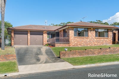 /international/au/22-fitch-street-ulladulla-nsw-151132212/
