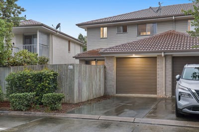 /international/au/40-30-carmarthen-circuit-pacific-pines-qld-151519072/