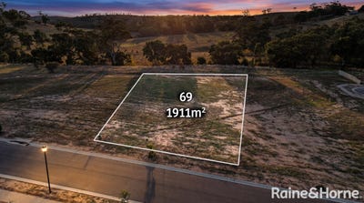 /international/au/a69-saunders-court-strathalbyn-sa-204503312/
