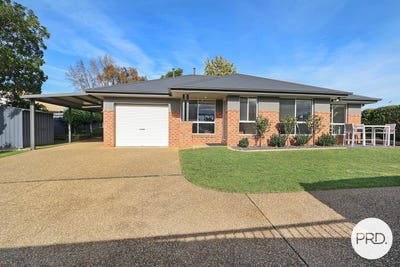 /international/au/711a-centaur-road-hamilton-valley-nsw-151498964/