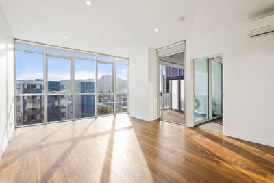 /international/au/208-10-regent-street-wollongong-nsw-151470392/