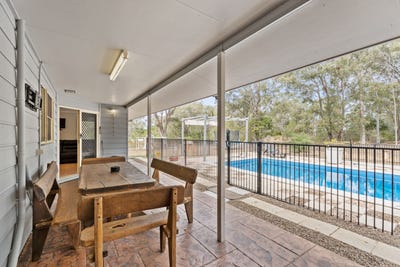 /international/au/7-rankin-street-howard-qld-152137000/