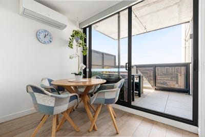 /international/au/803-19-judd-street-richmond-vic-152610360/