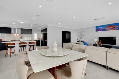 /international/au/18a-william-street-wattle-grove-wa-148495000/?lang=en