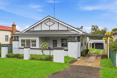 /international/au/17-bourke-street-riverstone-nsw-151313468/