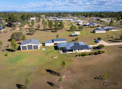 /international/au/10-jacana-drive-adare-qld-150850400/