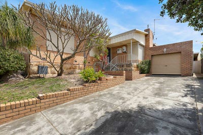 /international/au/46-quince-way-coolbellup-wa-152557404/