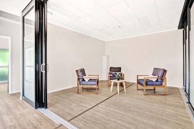 /international/au/10-1-patricks-road-arana-hills-qld-505114380/